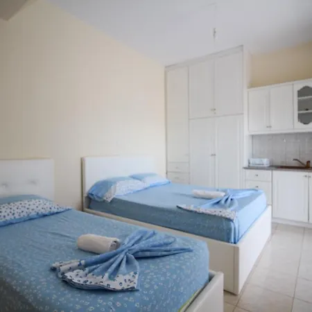Hotel Vila Zira *